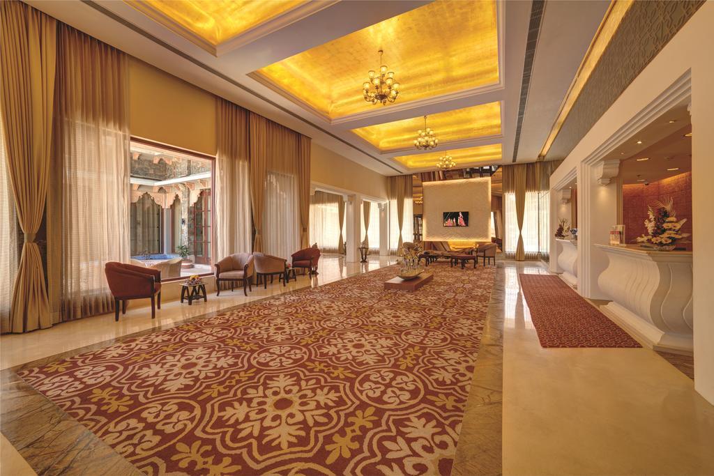 Ramada Udaipur Resort & Spa Luaran gambar